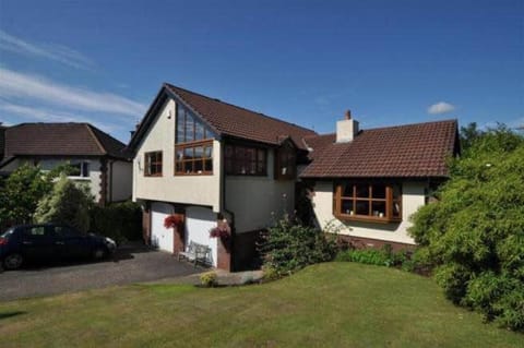 Kilburn Holiday Cottage House in Scotland