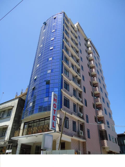 Property building, Facade/entrance