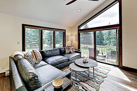 Buck Creek C203 Apartment in Avon