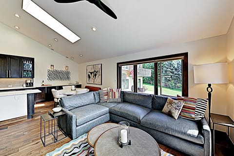 Buck Creek C203 Apartment in Avon