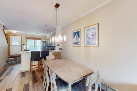 Saddle Ridge Townhome 402 House in Wildernest