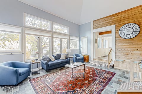 Bayside Hideout House in Lamoine