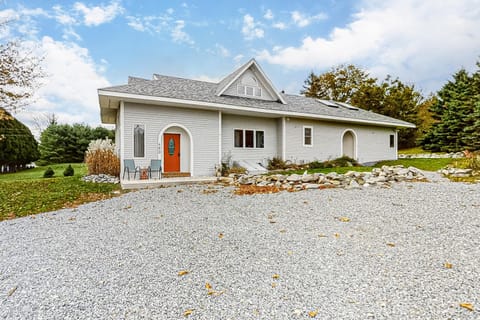 Bayside Hideout House in Lamoine