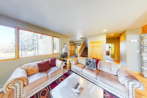 Western Wild Flower House in Frisco