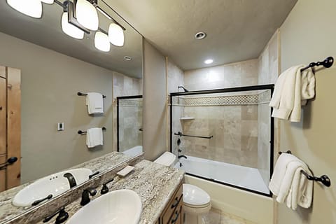 Vail Golf Club 38 House in Vail