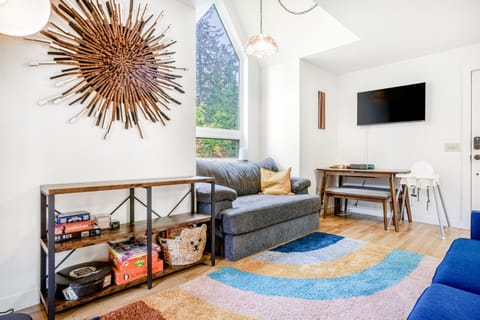 Enchanted Cottage House in Vashon