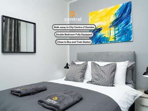 Trades Lane by CENTRAL SERVICED APARTMENTS - Cosy 1 Bedroom - Easy Access to City Centre - Walk Away From Bus & Train Station - Weekly & Monthly Stay Offers Apartment in Dundee