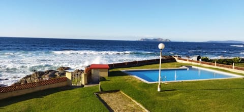 Pool view, Sea view
