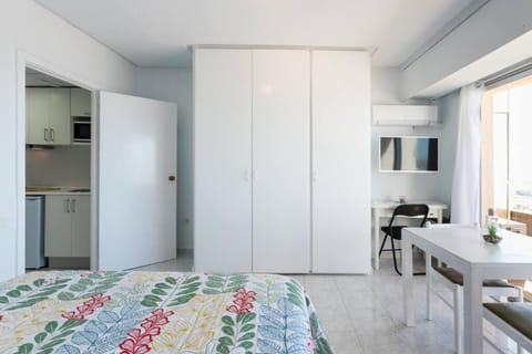 Breathtaking sea view from downtown Alicante! Apartment in Alicante