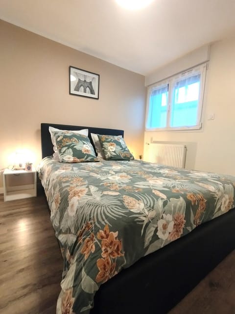 L'APPARTAMENTO Apartment in Bourgogne-Franche-Comté