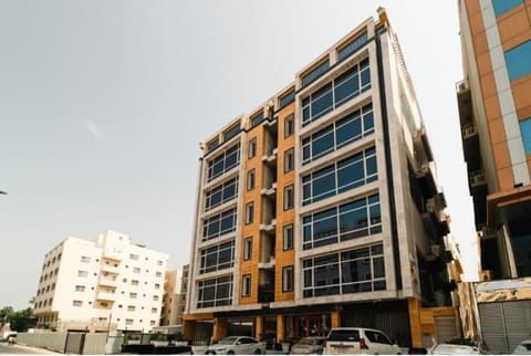 Property building, Facade/entrance