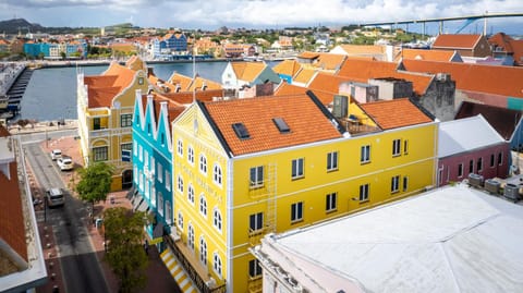 Property building, Day, Neighbourhood, Bird's eye view, City view, Street view, Location