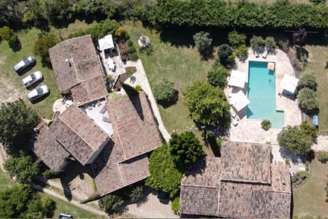 Villa de 300 m au coeur du Luberon au calme sans Villa in Provence-Alpes-Côte d'Azur