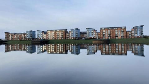 Sea view apartment at the beach! Apartment in Wales