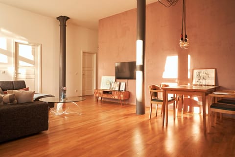 Living room, Seating area, Dining area