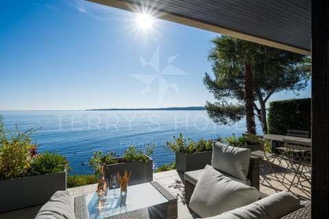 View (from property/room), Balcony/Terrace, Pets, Sea view