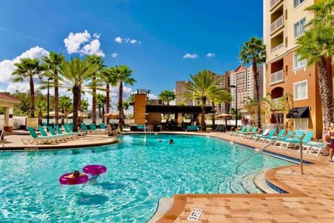 Premier Resort Condos Near Disney & Universal Apartment in Orlando