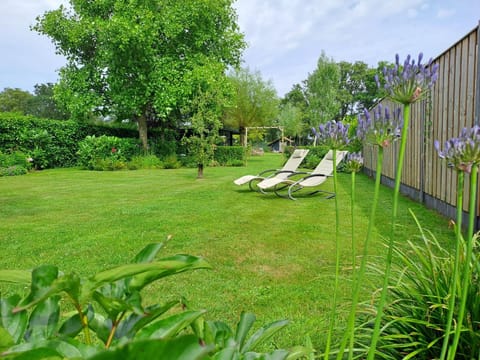 Guesthouse Valkenswaard Bed and Breakfast in Hamont-Achel