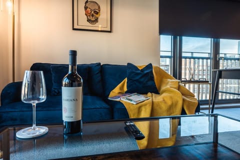 City View - A Stunning 2 Bed Apartment Apartment in Glasgow