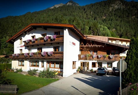 Pension Fundus Bed and Breakfast in Trentino-South Tyrol