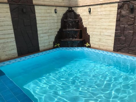 Swimming pool, Swimming pool