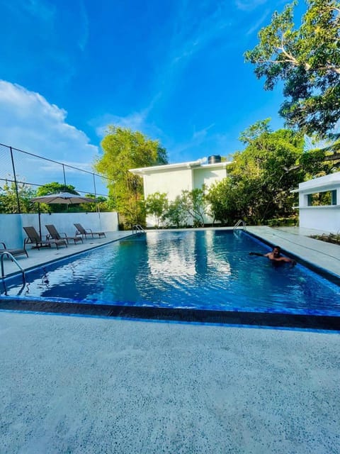 Day, Pool view, Swimming pool, sunbed