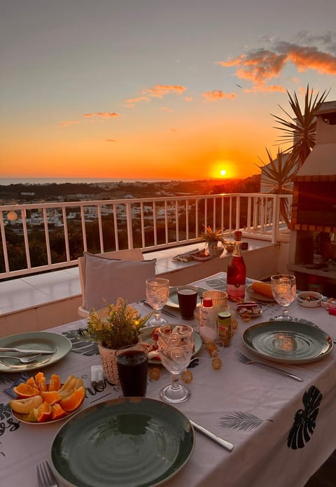 View (from property/room), Balcony/Terrace, Dining area, Dinner, Sunset