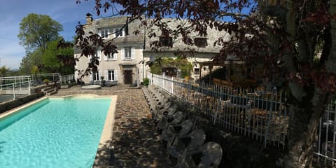 Property building, Pool view, Swimming pool