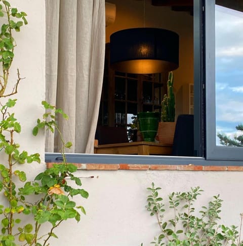 Property building, Restaurant/places to eat, Decorative detail, On site, Breakfast, Internal: Not applicable to any particular room