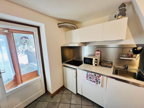 CASA CARCENTINA - fronte seggiovia, sulla pista Stelvio Apartment in Canton of Grisons