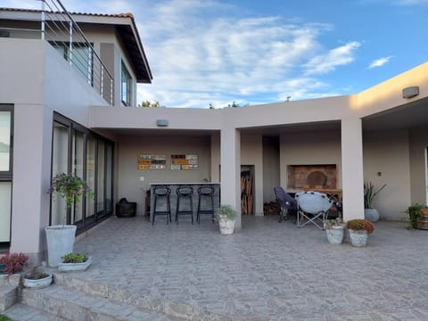 BBQ facilities, Balcony/Terrace