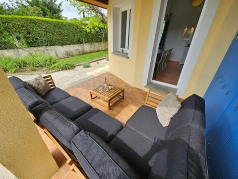 Patio, Garden, Garden view