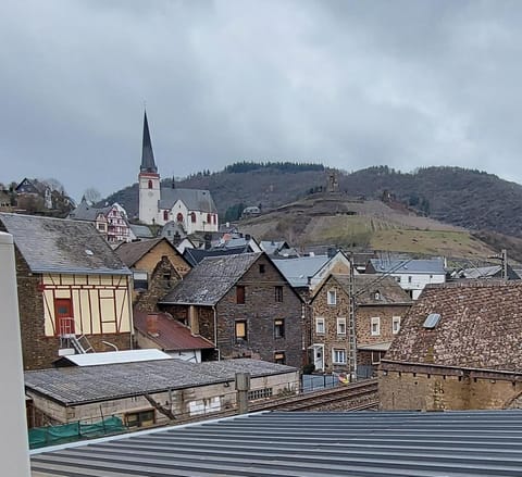 View (from property/room), City view