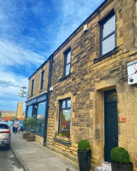 Farndale House-Hot tub House in Amble