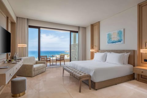 Bed, TV and multimedia, Photo of the whole room, Bedroom, Sea view