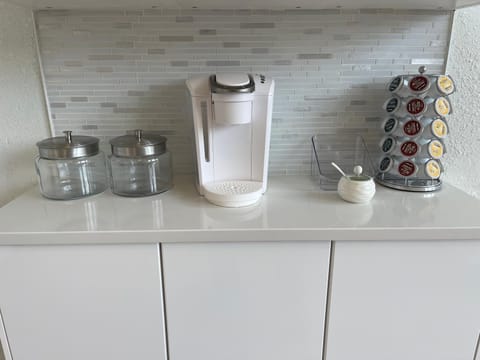 Coffee/tea facilities