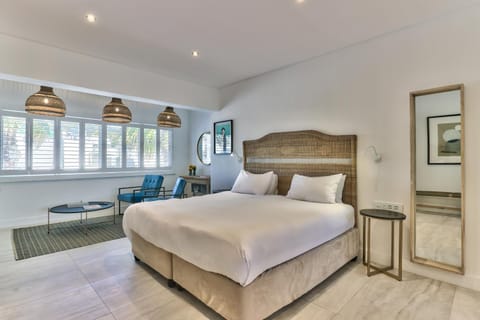 Studio in Camps Bay - 40m from beach Apartment in Camps Bay