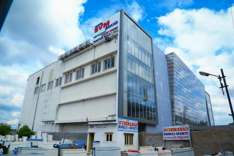 Property building, Location