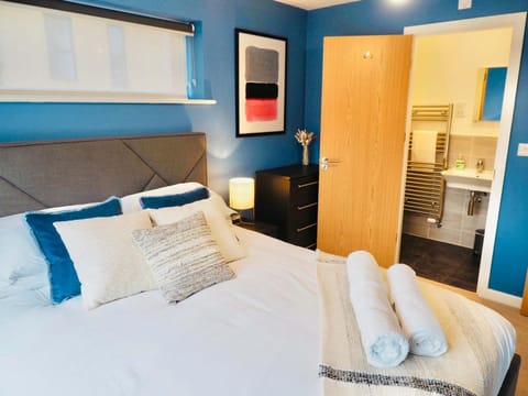 Modern & Stylish 3 Bedoom Home in Taunton House in Taunton