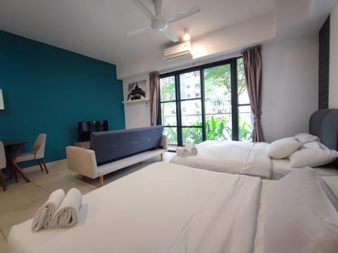 Bed, TV and multimedia, Photo of the whole room, Bedroom, air conditioner