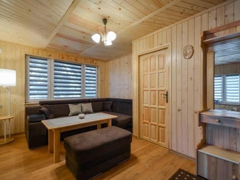 TV and multimedia, Living room, Lounge or bar, Seating area