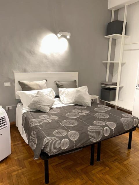 Bedroom, wardrobe