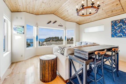 The White Anchor House in Depoe Bay