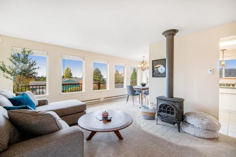 City Brilliance House in University Place