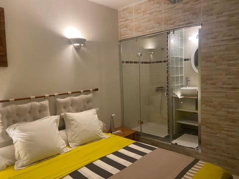 Bathroom, Bedroom
