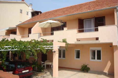 Apartments Pavlov Apartment in Tisno