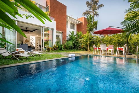Balcony/Terrace, Swimming pool, Swimming pool