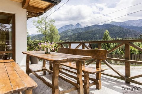 Balcony/Terrace, Mountain view