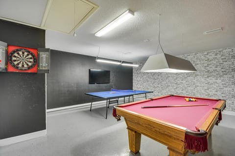 Orange Beach Home with Hot Tub Less Than 2 Mi to The Wharf House in Orange Beach