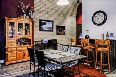 Dog-Friendly Canal Park Condo Hot Tub Pool House in Canal Park